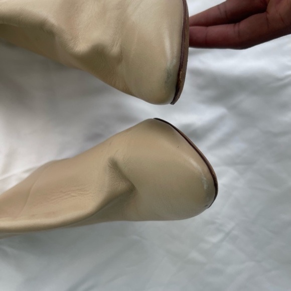 Saint Laurent Ivory Leather Pull On Boots/Booties Cream - Picture 6 of 10